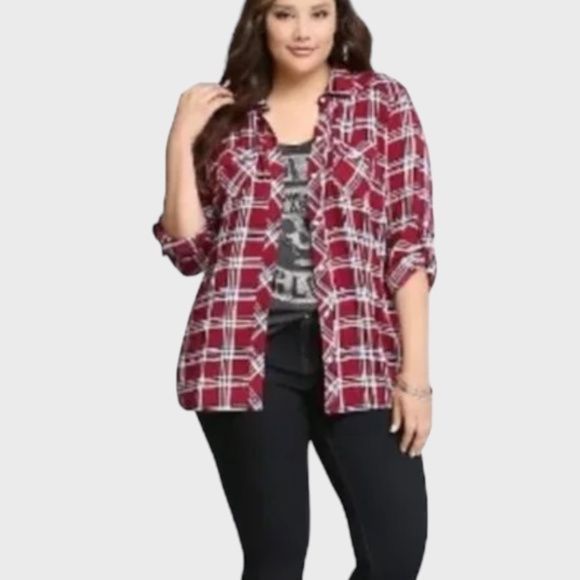 torrid Tops - TORRID Long Sleeve Plaid Button-Up Camp Shirt